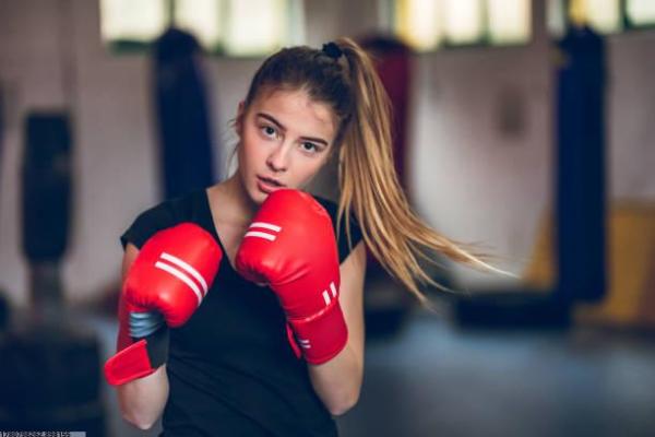 适合多人合作的体育项目以及其互动性分析